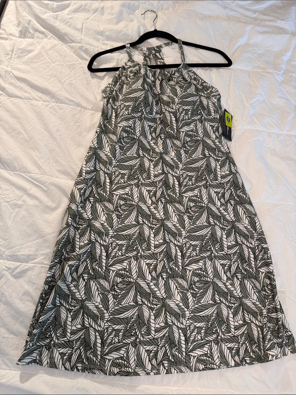 Eddie Bauer Olive Green and White Leaf-Print Sun Dress - M